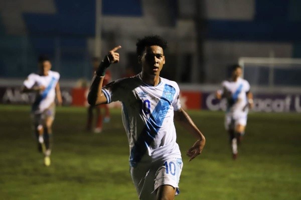 Arquímides Ordóñez con la Selección de Guatemala /Getty