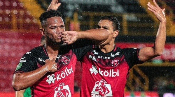 Rolando Blackburn solo anotó un gol con Alajuelense (LDA)