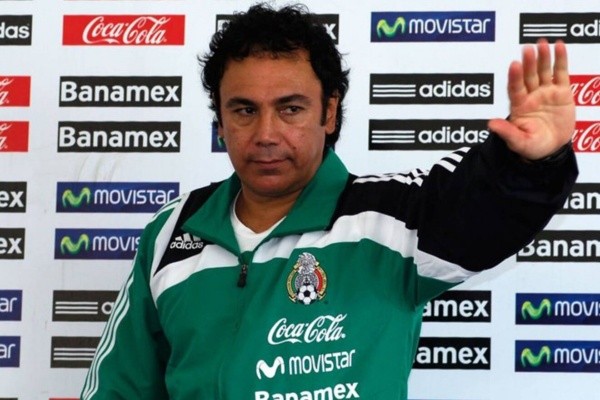 Hugo Sánchez: &quot;Si me dan tres procesos, México podría ser campeón del mundo&quot;