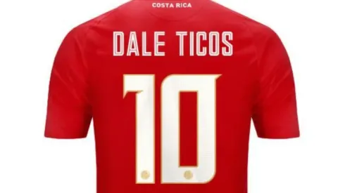Personaliza tu camiseta de Costa Rica, compártela y a poya a los Ticos en tus redes sociales