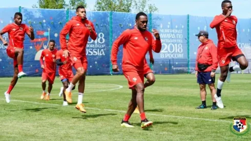 La delegación panameña realizó un trabajo ligero para recuperar el físico tras el partido del lunes