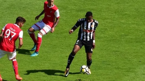 El catracho anotó los dos tantos de su equipo en la derrota sufrida en Braga