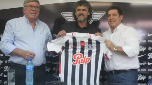 El colombiano se unió al reconocido club Libertad de Paraguay
