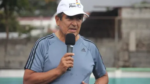 Pinto aceptaría una probable propuesta de la Federación Panameña